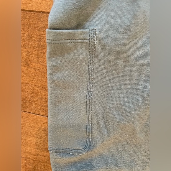 New, Smartwool Soft, Gray, stretchy jumper. Smartwool Active Base Layer - Picture 6 of 11